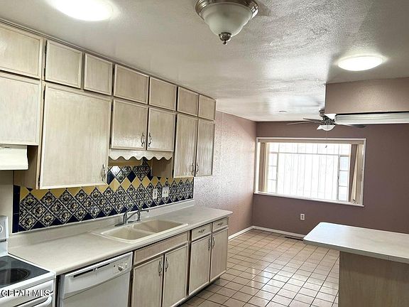 4th image of 9508 Gairloch Dr