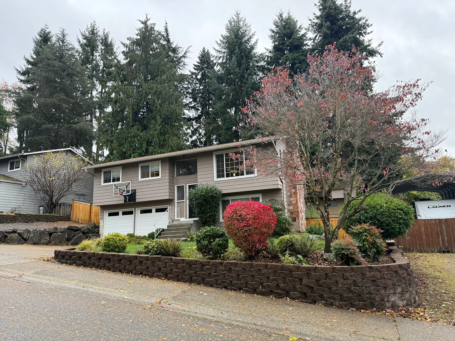 4 bed, 1580 sqft, $4,200 — Photo 3
