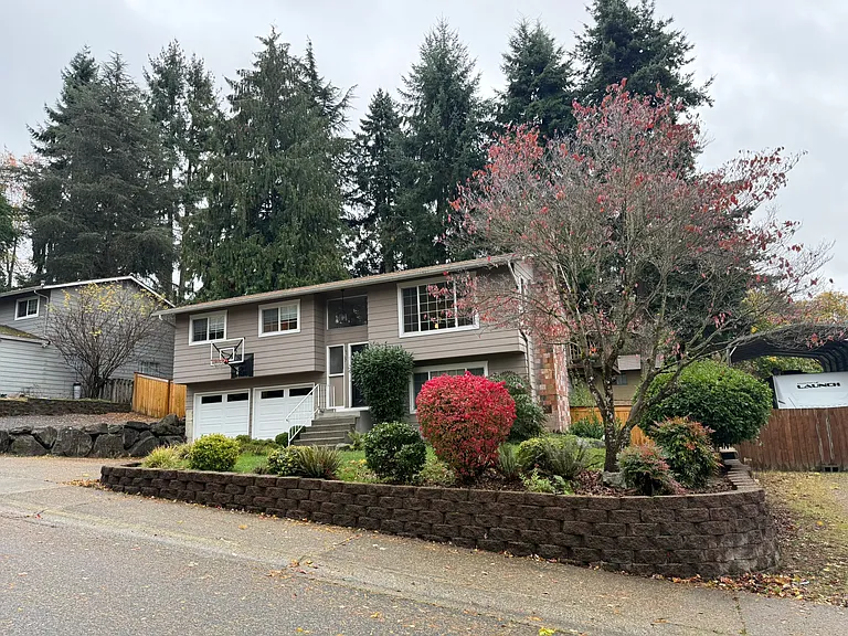 16707 NE 107th St — Photo 3