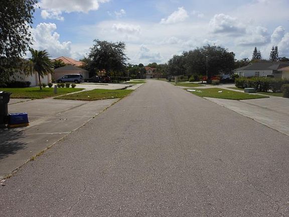3rd image of 6261 66th Ave N