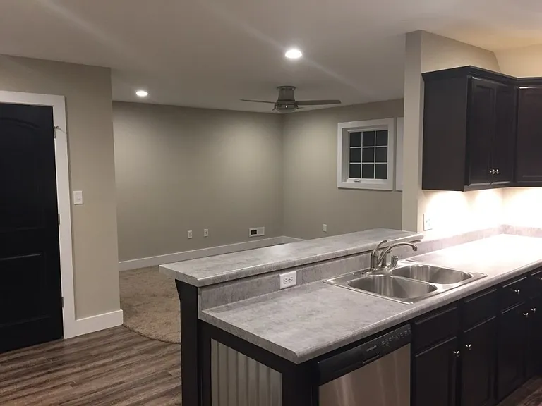 735 E 12th Ave #2 — Photo 3