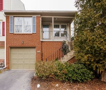 9412 William Kirk Ln, Burke, VA, 22015