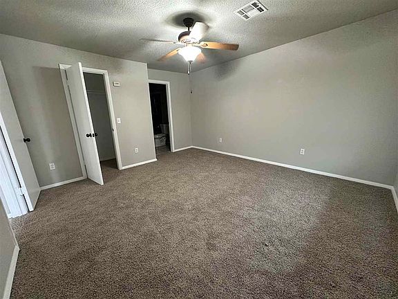 3rd image of 4502 NW Floyd Ave