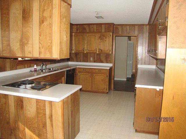 2nd image of 1042 Wedgewood Rd
