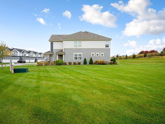 5th image of 1772 Emerson Ct