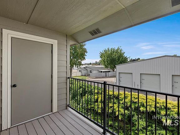 5th image of 1521 W Alexandra Ln