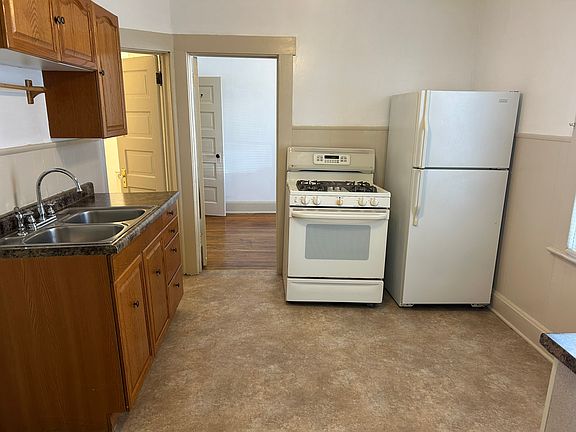 2nd image of 1129 Jessie St Unit 1