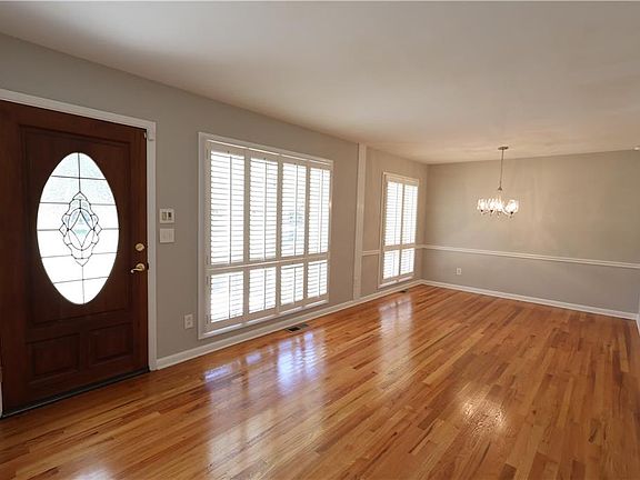 5th image of 3810 Beya Way
