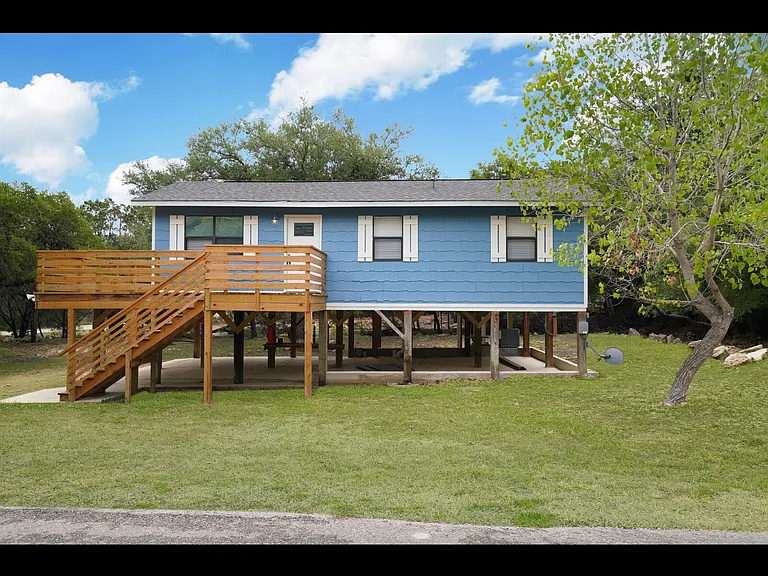 504 Twin Elm Dr — Photo 3
