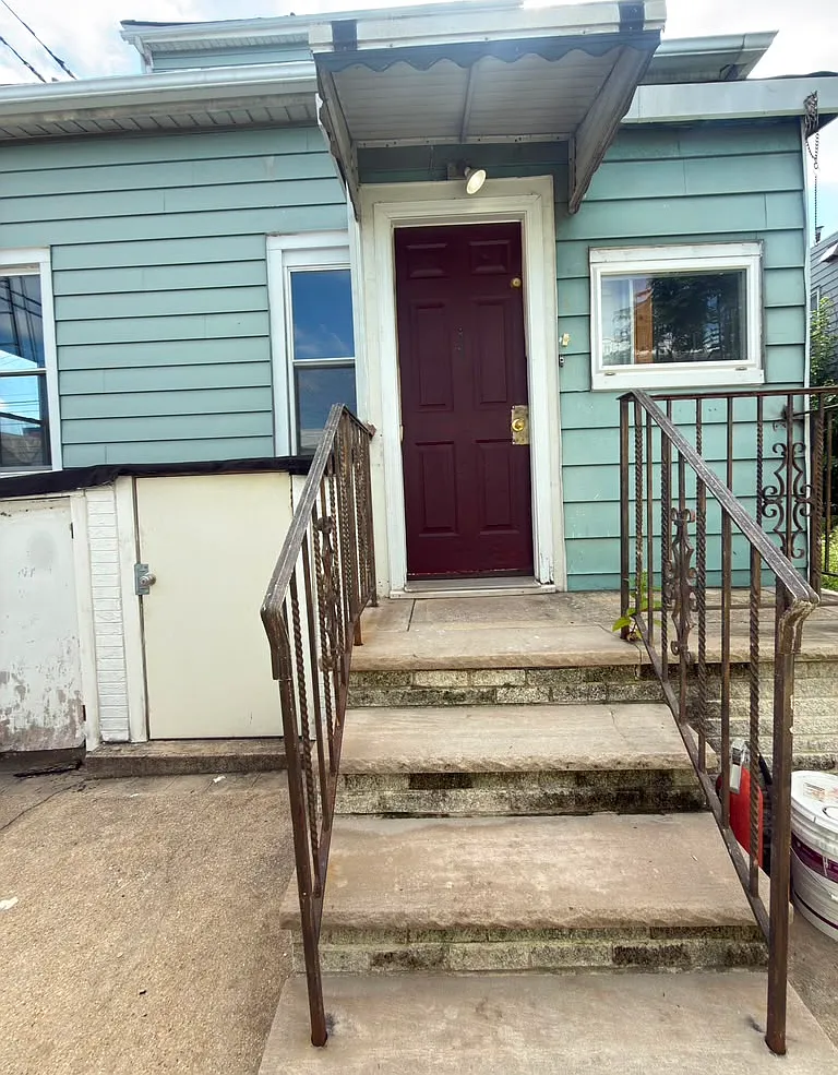 3 bed, $2,550 — Photo 1