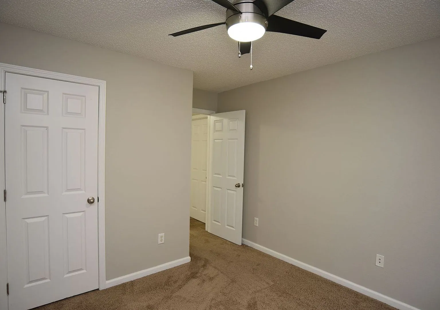 825 Canyon Oak Loop — Photo 2