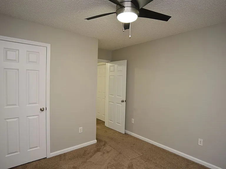 825 Canyon Oak Loop — Photo 2