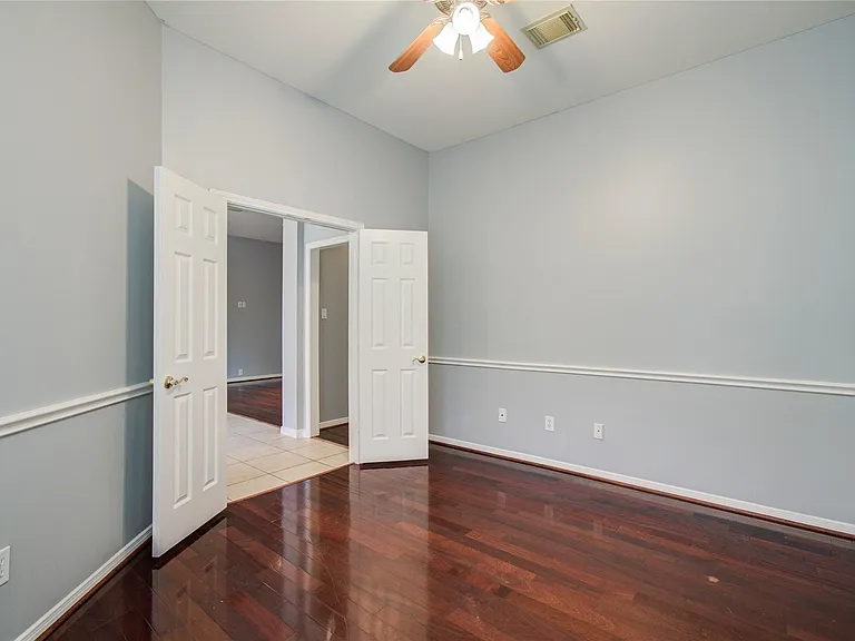 14731 Raven Hollow Ln — Photo 32