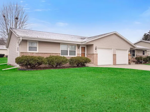 318 Municipal DRIVE #320, West Bend, WI 53095