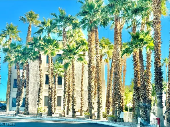 2028 Mesquite Ln APT 101, Laughlin, NV 89029