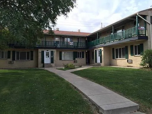 7811 W Hampton Ave — Photo 1