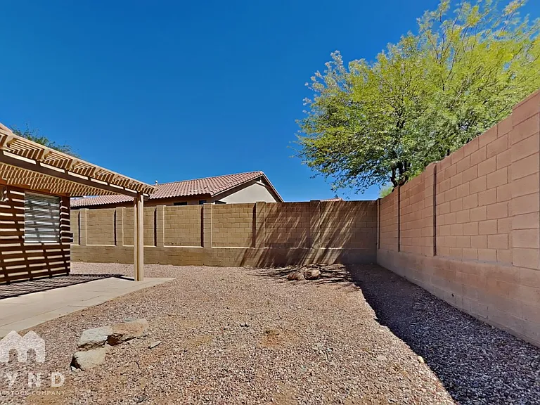 41201 N Yorktown Trl — Photo 25
