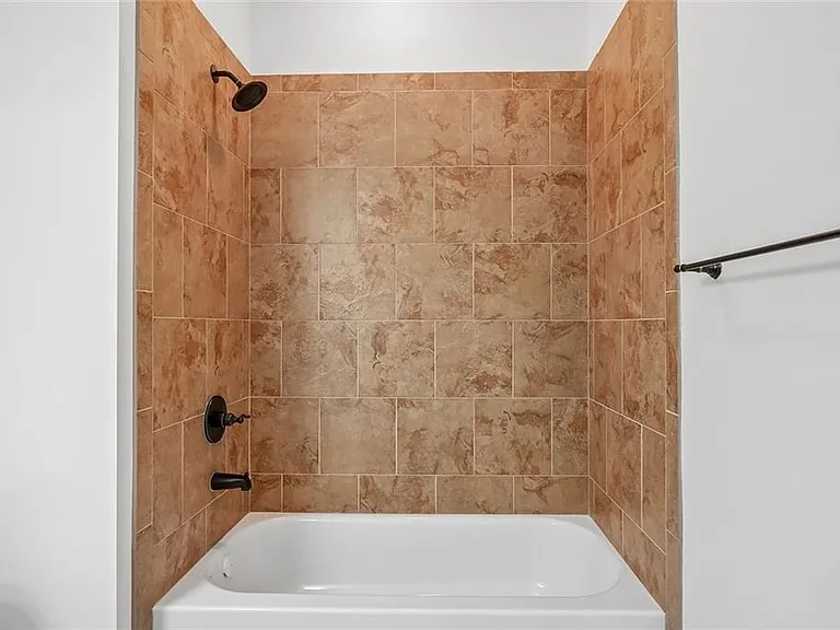 5811 Kendrix Ridge Dr — Photo 56