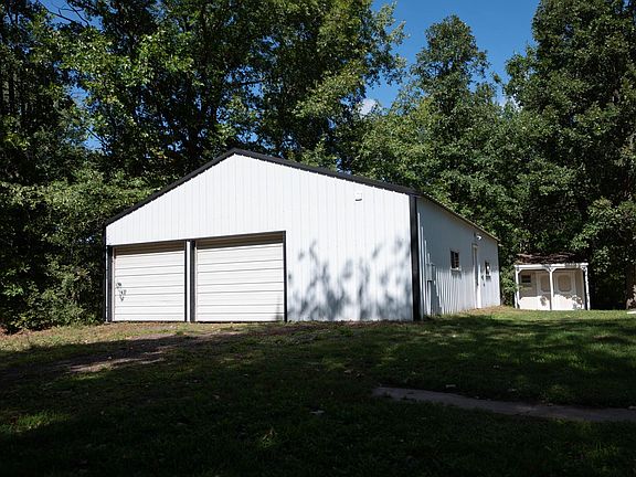 3rd image of 25089 Pelkey Creek Rd