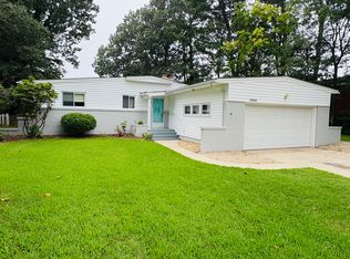 2968 Lynnhaven Dr, Virginia Beach, VA 23451