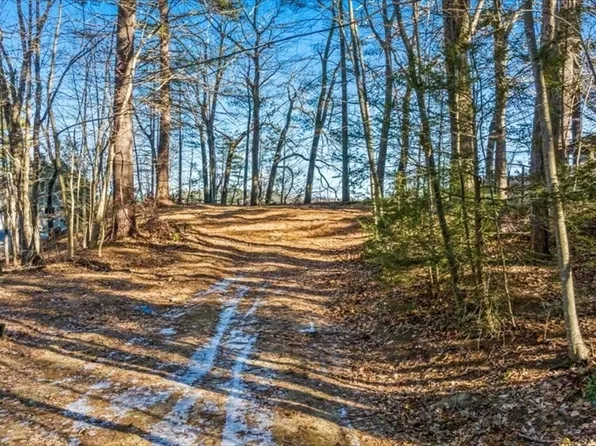 1 Lane #22, Brookfield, MA 01506