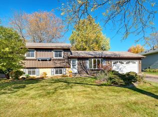 8398 67th St S, Cottage Grove, MN 55016