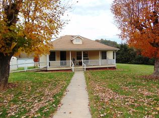 50 Stardust Rd, Burnsville, NC 28714