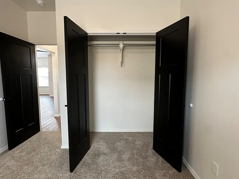 Unit Photo