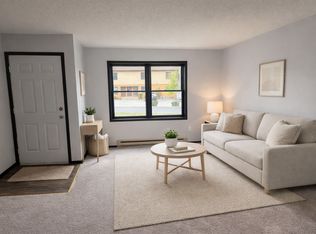 26 Independence Rd #12, East Stroudsburg, PA 18301