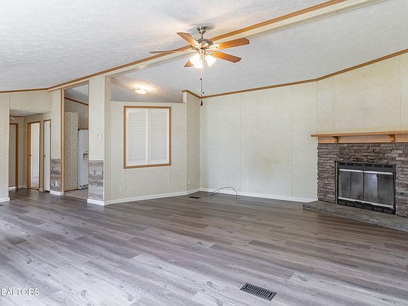 3rd image of 159 Cutters Ln