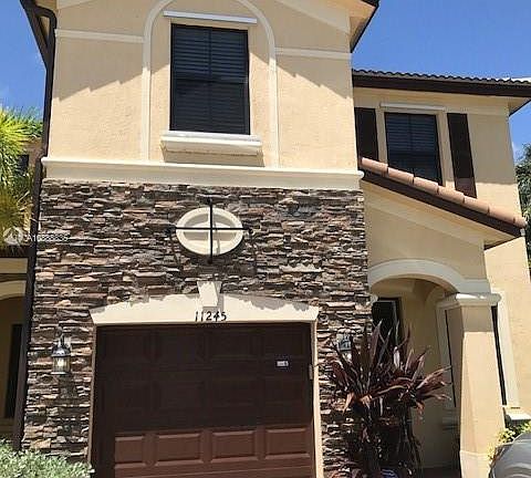 2nd image of 11245 NW 88th Ter Unit 11245