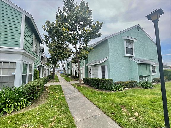2nd image of 5640 Riverside Dr Unit 110