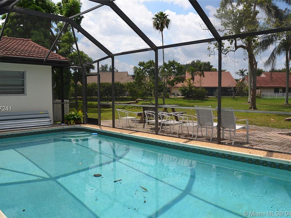 1st image of 10660 NW 20th Ct