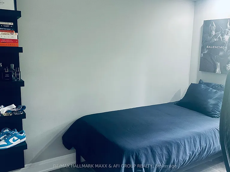 15390 Yonge St #201 — Photo 28