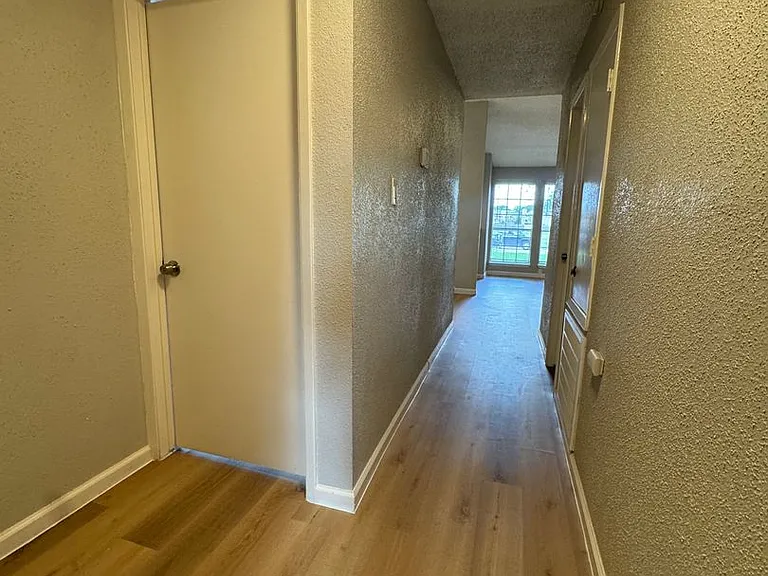 11217 Pender Ln — Photo 24