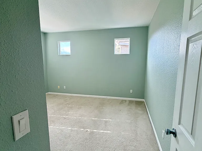1896 Bramblewood Dr — Photo 11