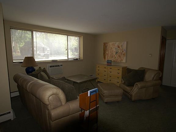 3rd image of 2301 Pillsbury Ave S APT 11