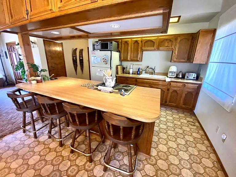2105 Woodland Dr — Photo 5