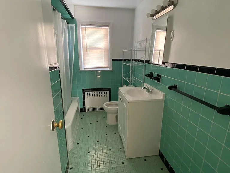 235 Pulaski Ave #2 — Photo 10