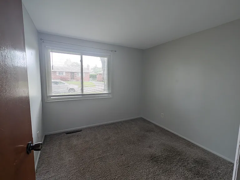 2666 Kenny Ln — Photo 8