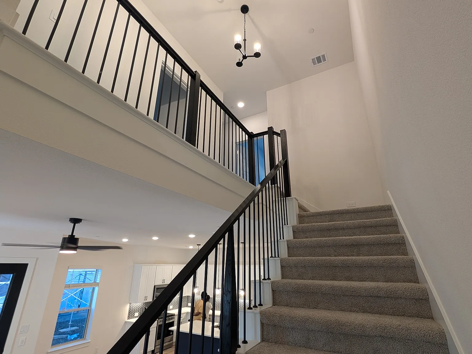 1228 Eureka Springs St — Photo 4