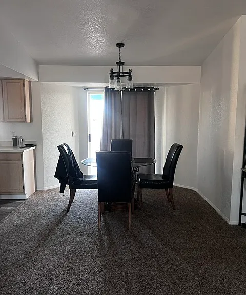Rainbow Ave N — Photo 4