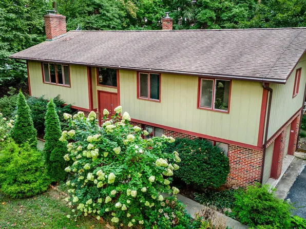 219 Elk Creek Rd, Oxford, PA 19363