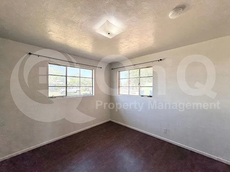 1955 E 1st Ave — Photo 14