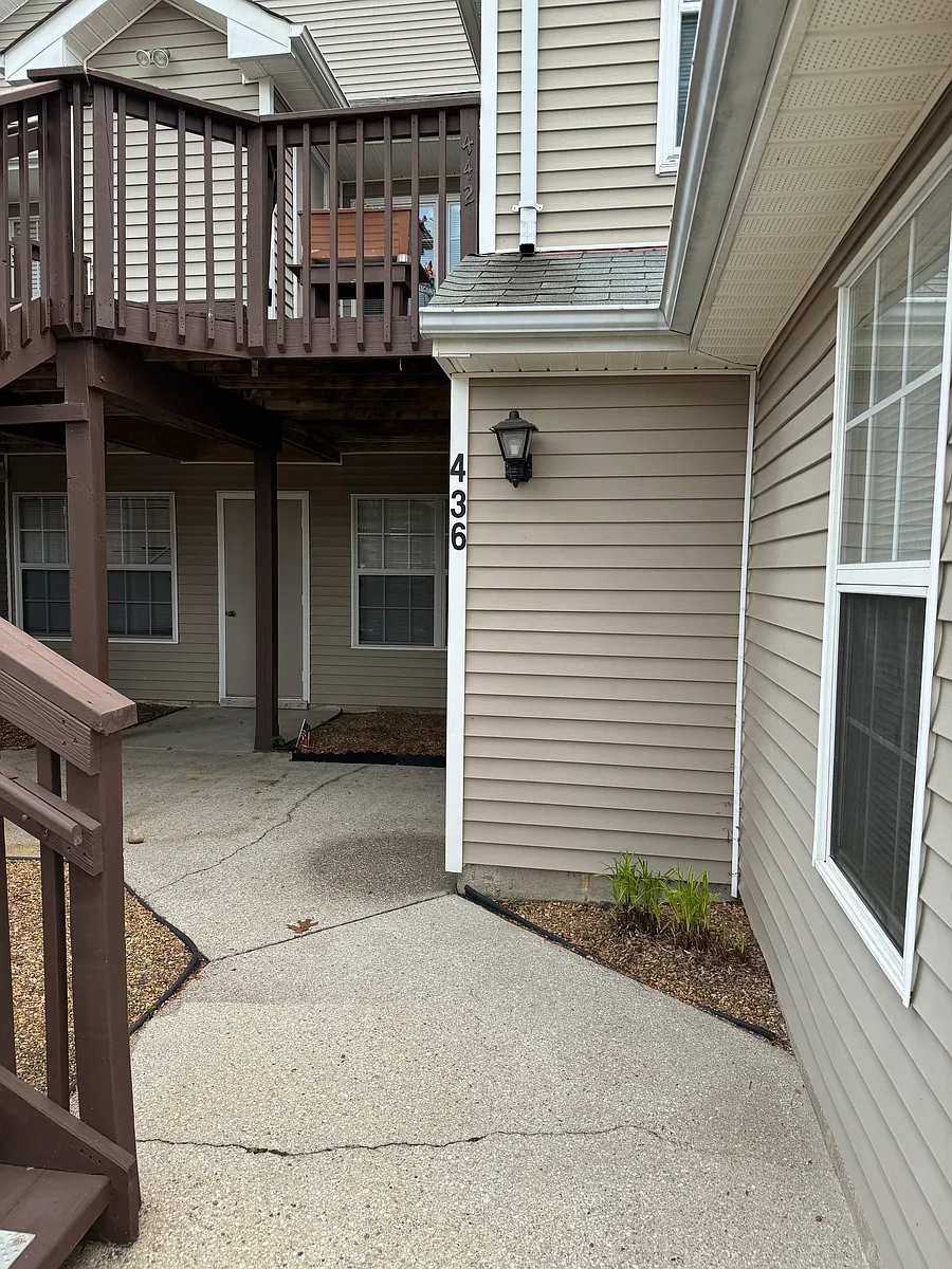 Building Photo - 436 Lees Mill Dr