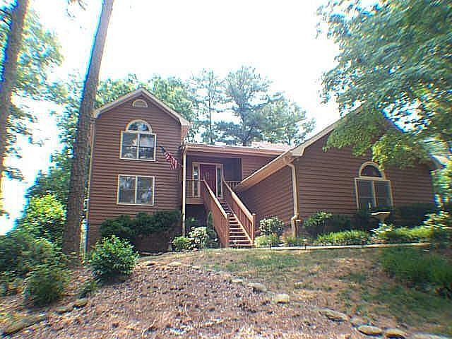 1st image of 2635 Fieldstone Dr SE