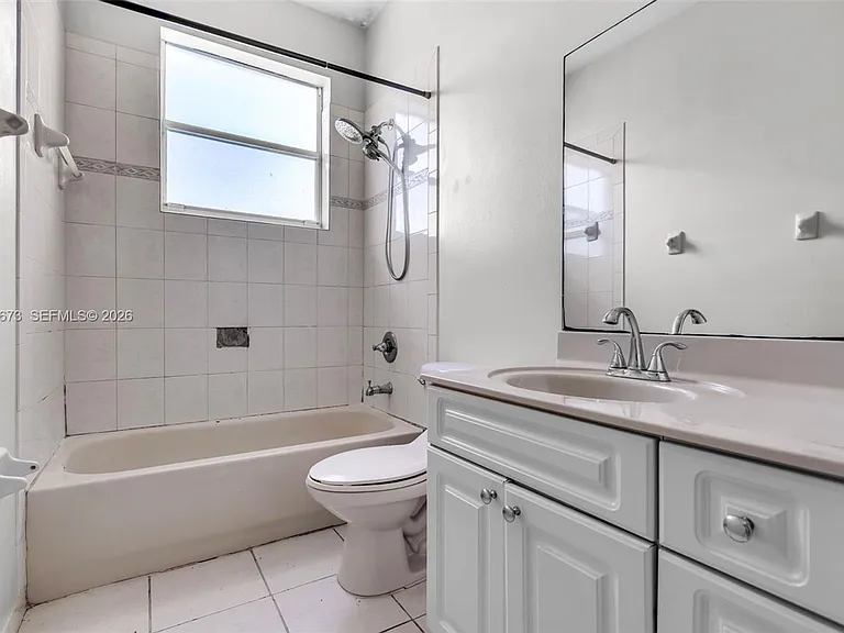 5149 SW 137th Ave — Photo 16