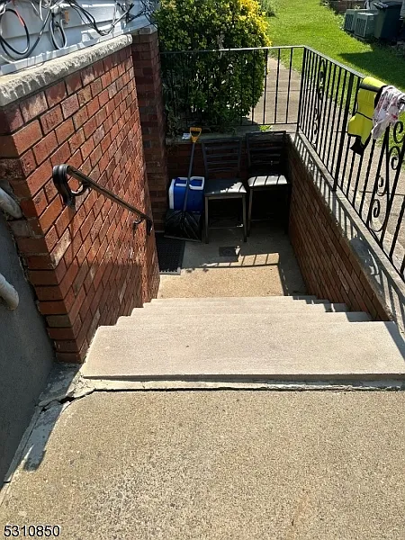 103 Sylvan Ave