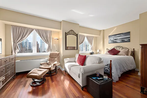 Rented by Compass | media 8