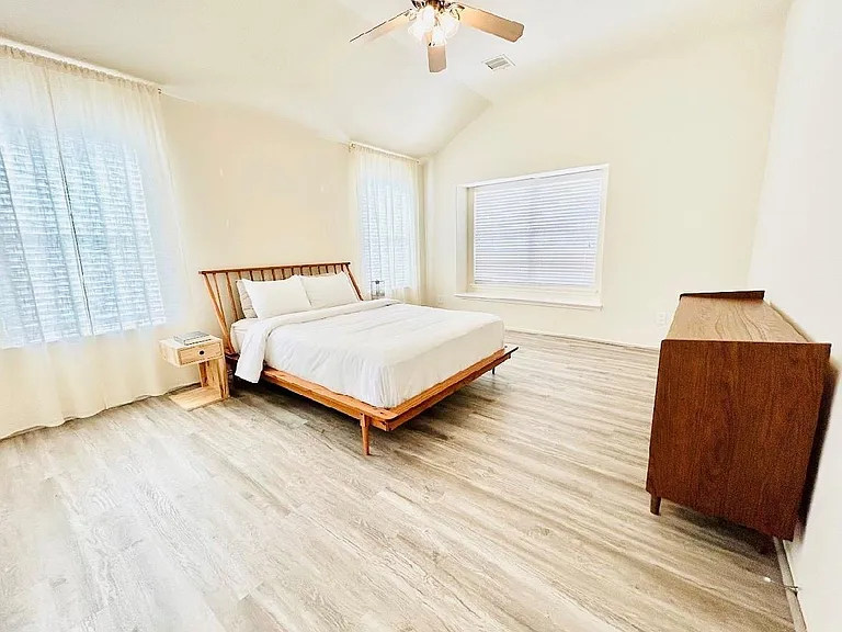 1711 Kessler Park Ct — Photo 9